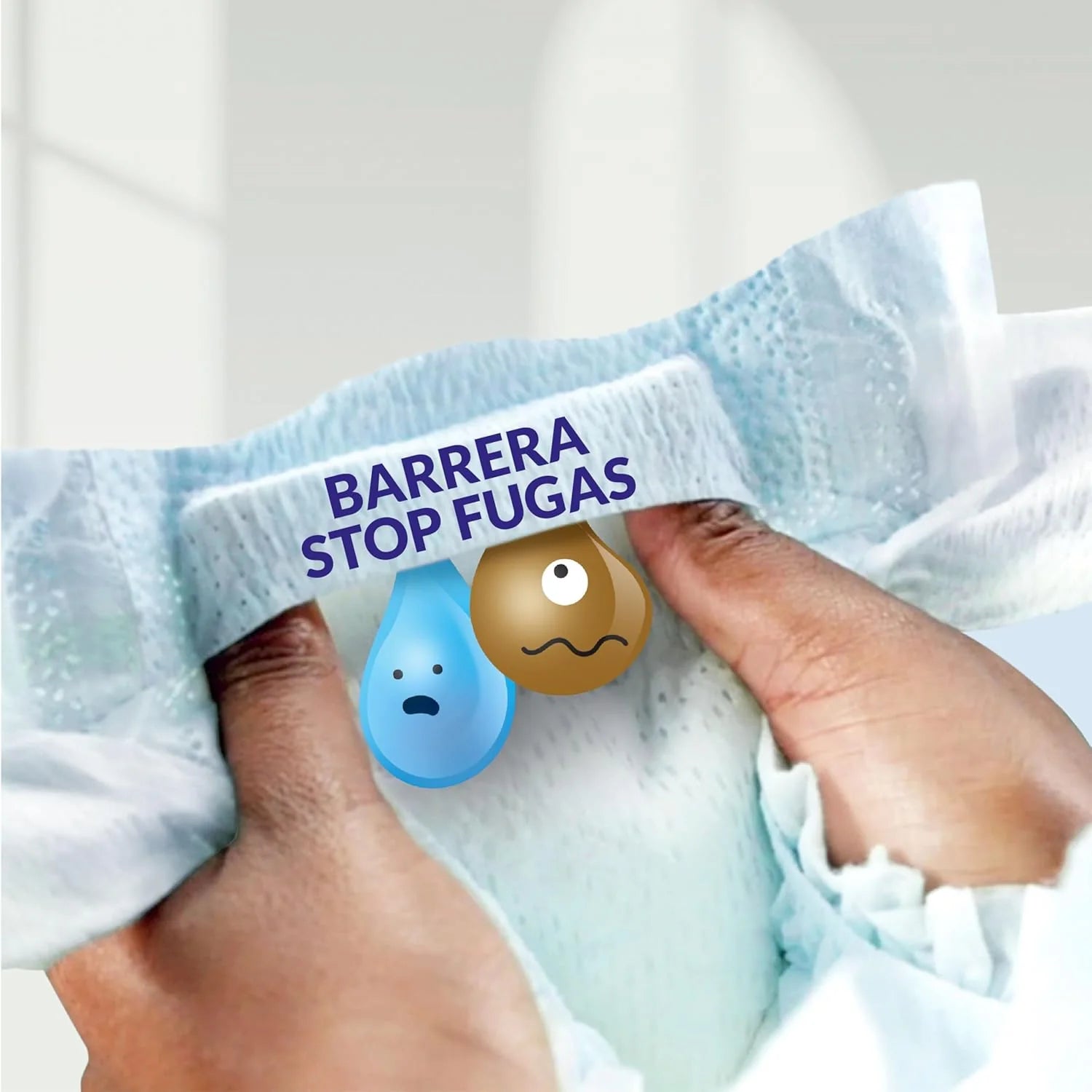 Dodot Pañales Bebé Sensitive, Talla 2 (4-8 kg), 240 Pañales + Regalo de 40 Toallitas Aqua Pure 99% Agua, Hasta 12 h De Protección Antifugas y Cuidado de la Piel, Pack Mensual